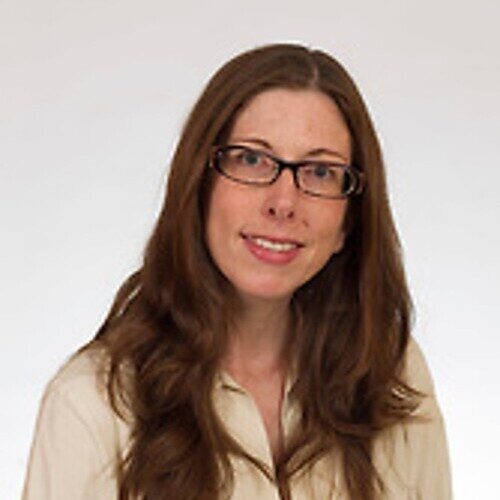 Image of Dr Denise McCarthy